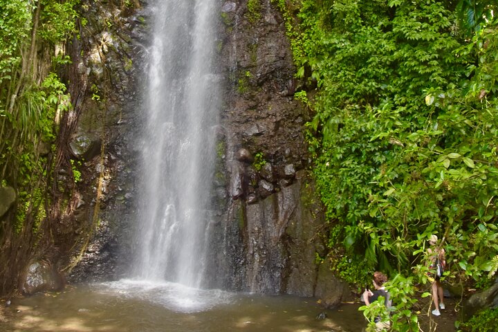 Dark View falls , Wallilabou , Fort Charlotte, Kingstown from IV Tours