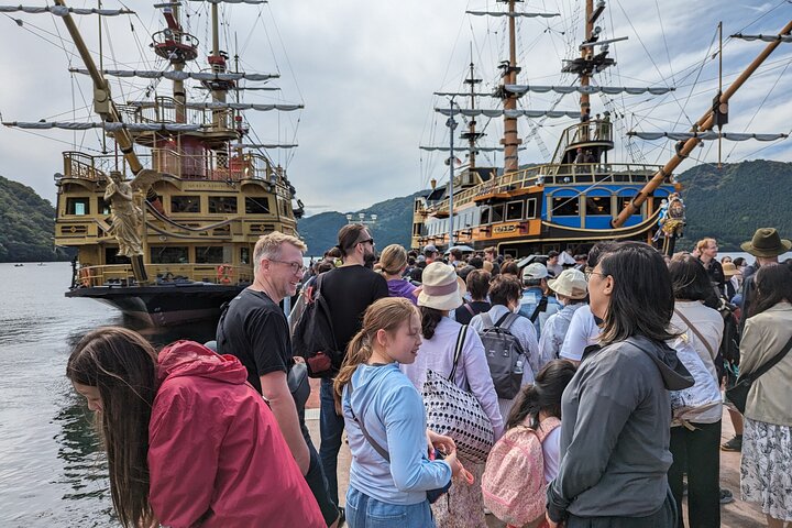 Hakone Full-Day Customized Private Tour with Licensed Guide