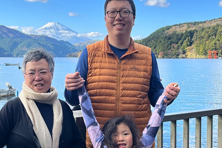 Hakone Full-Day Customized Private Tour with Licensed Guide