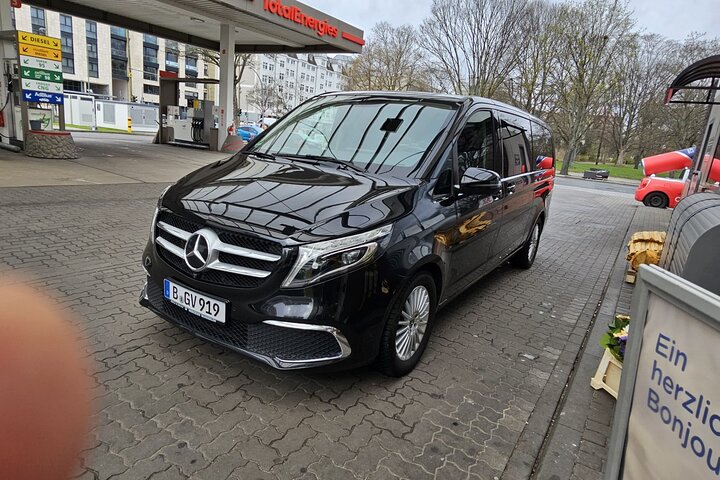 Private Transfer From Vienna Airport To Vienna Hotels