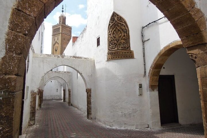 Casablanca Half-day Guided Tour with Hassan II mosque ticket