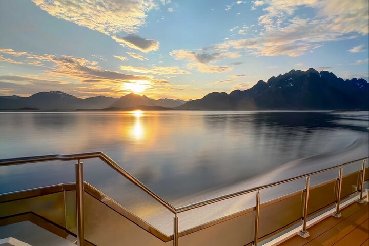 Sea Eagle Sunset Cruise