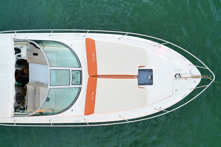 Private Miami Captained Yacht Rental: Sunset Options