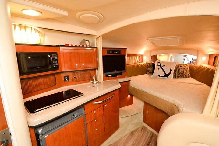 Private Miami Captained Yacht Rental: Sunset Options