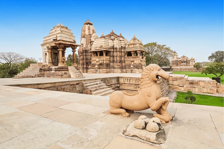 Best of Khajuraho (Guided Halfday Sightseeing Tour by Car)
