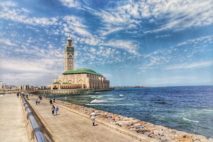 Private Guided Tour of Casablanca Including Mosque Entrance