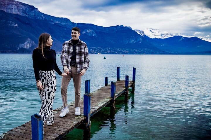 Private Photoshoot Tour in Annecy