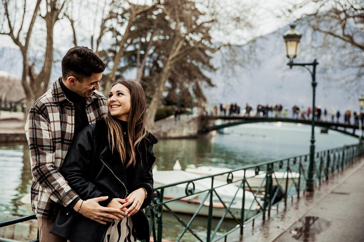 Private Photoshoot Tour in Annecy