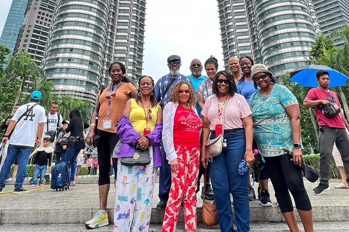 Skip the Line: Petronas Twin Towers Ticket With Skybridge Access