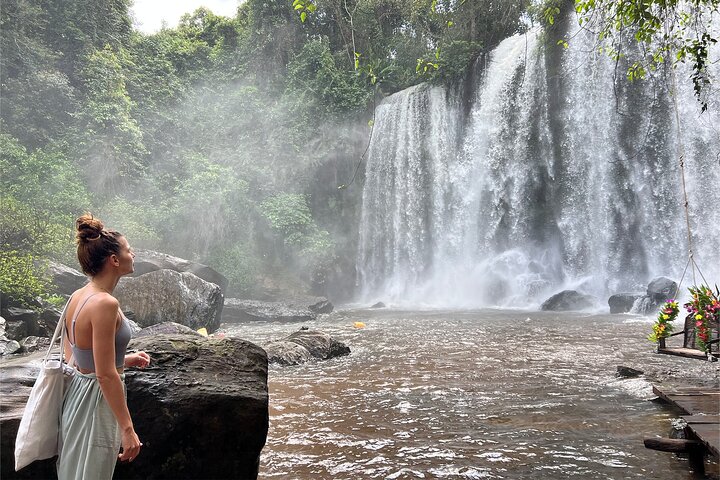 Kulen Mountain with Beng Mealea and Tonle Sap Small Group Tour