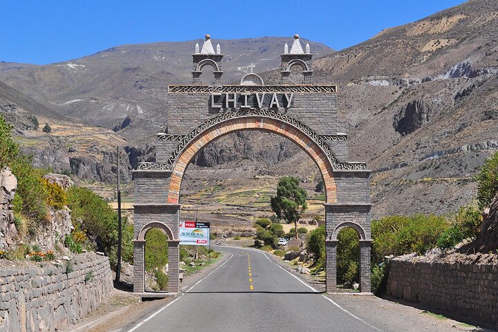 Colca Canyon 2 days from Arequipa with final transfer to Puno