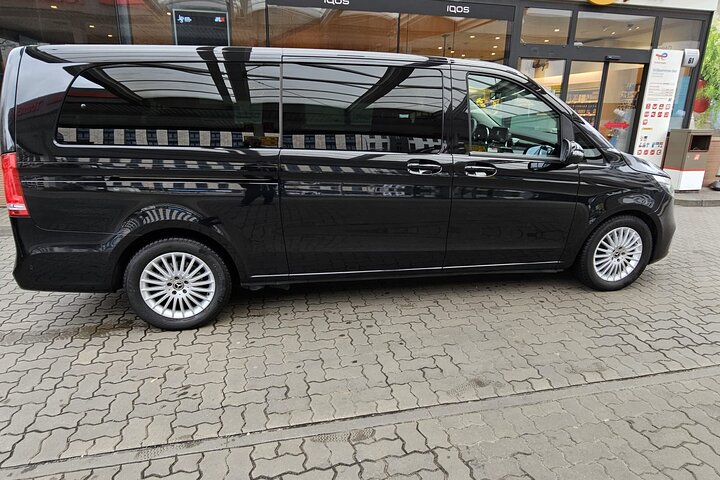 Private Transfer From Vienna Airport To Vienna Hotels