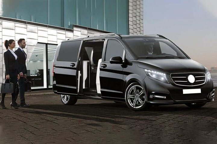 Transfer to Cappadocia & Hotel from Kayseri Airport