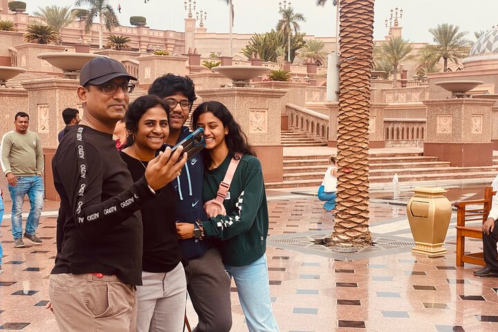 Abu Dhabi Half Day City Tour Sharing Experience