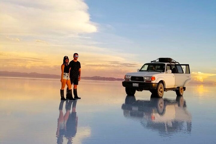 Uyuni Salt Flats Full Day Tour with Sunset