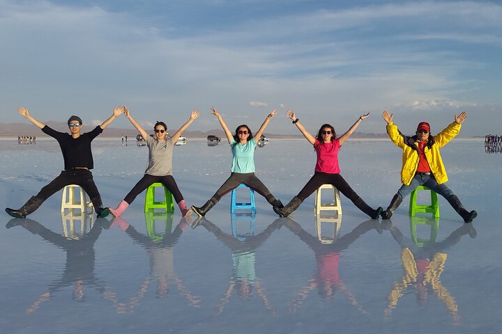 Uyuni Salt Flats Full Day Tour with Sunset