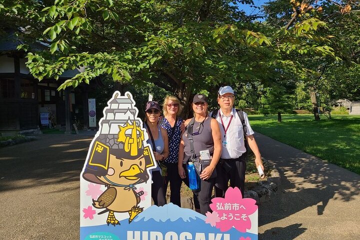 Hirosaki Customized Half-Day Tour with Licensed Local Guide