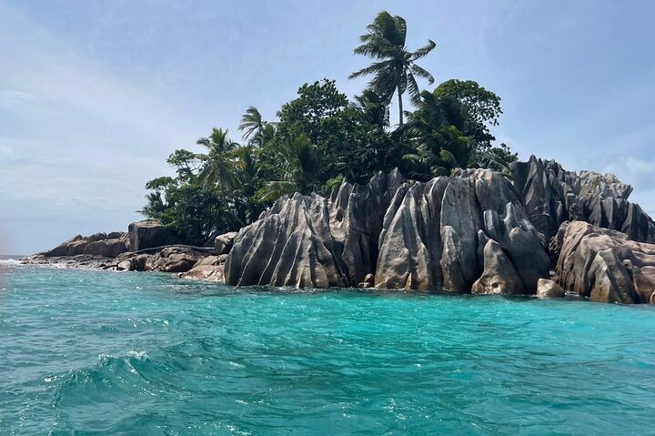 Omnibus service in Seychelles