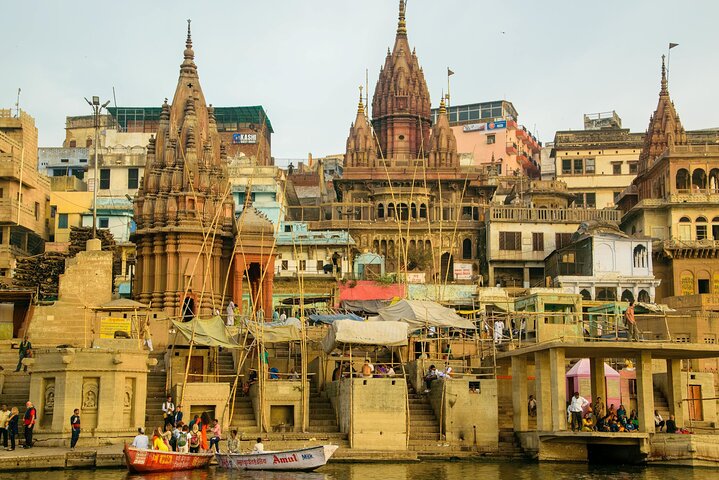 Varanasi Landmark Evening City Tour - Aarti, Boating & Witnessing the GOD