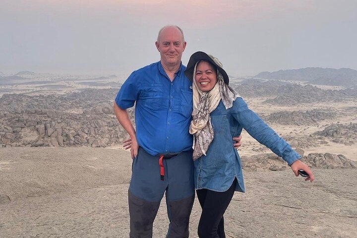 4 Hours Charming Moon Valley Hike Experience in Jeddah