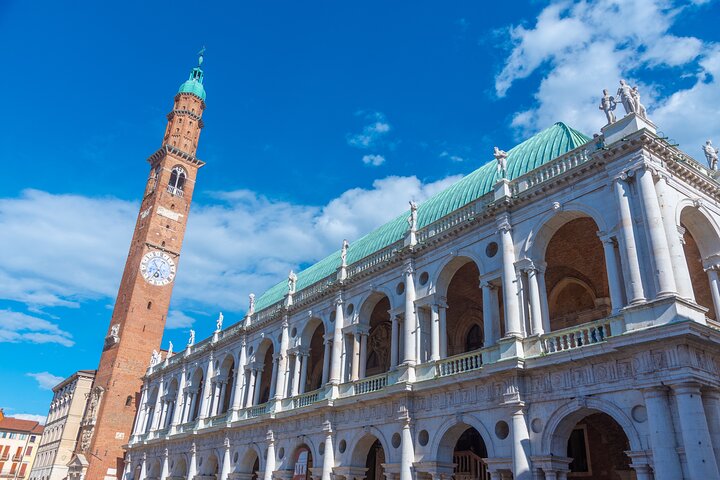 Vicenza City Highlights Private Walking Tour with Local Guide
