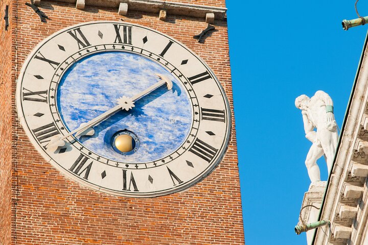 Vicenza City Highlights Private Walking Tour with Local Guide