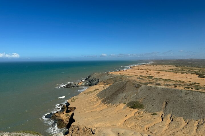 Guided Tour of 3 Days and 2 Nights in Alta Guajira with Accommodation