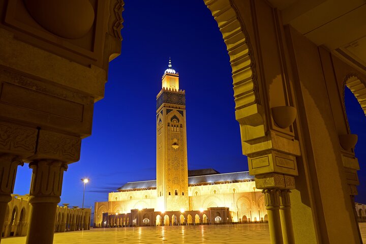 Casablanca Layover Tour with Round-Trip Airport Transfer