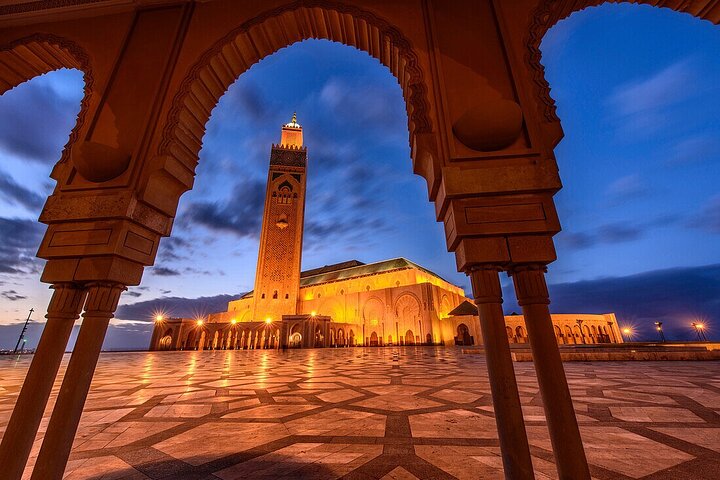 Casablanca Layover Tour with Round-Trip Airport Transfer