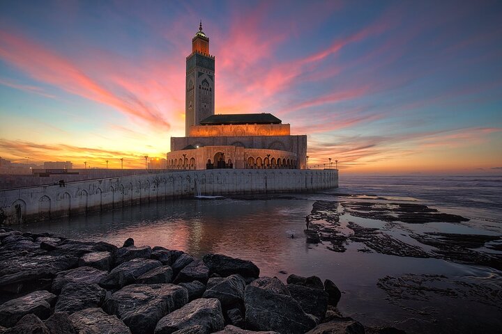 Casablanca Layover Tour with Round-Trip Airport Transfer