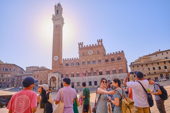 Pisa, Siena, San Gimignano with Lunch & Wine Tasting at a Winery