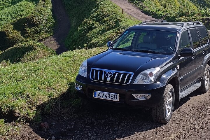 Off the Beaten Track Half Day Sete Cidades Jeep Tour