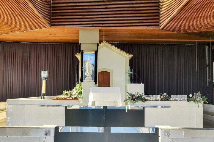 Fátima Private Tour: Shrine, Sacred Way & Shepherds’ Hometown