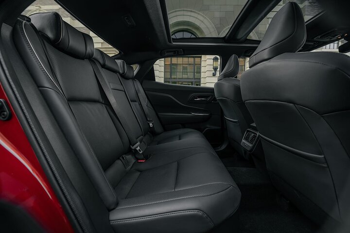 Private Sedan Arrival Transfer from Kansai Airport KIX to Osaka