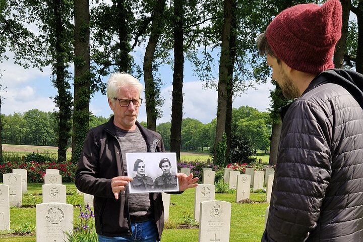 6 Hour Battle of Arnhem Tour by Car with Private Guide
