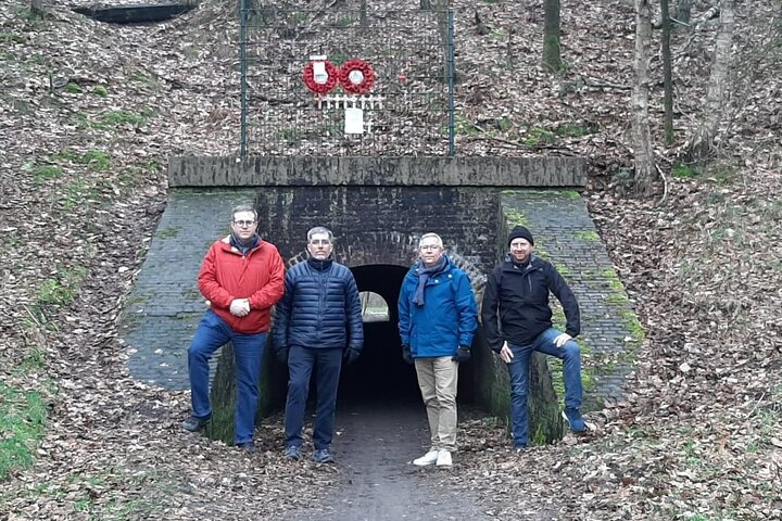 6 Hour Battle of Arnhem Tour by Car with Private Guide