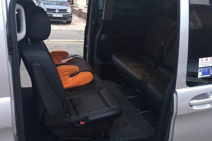 One Way Taxi Transfer from Gatwick Airport to London