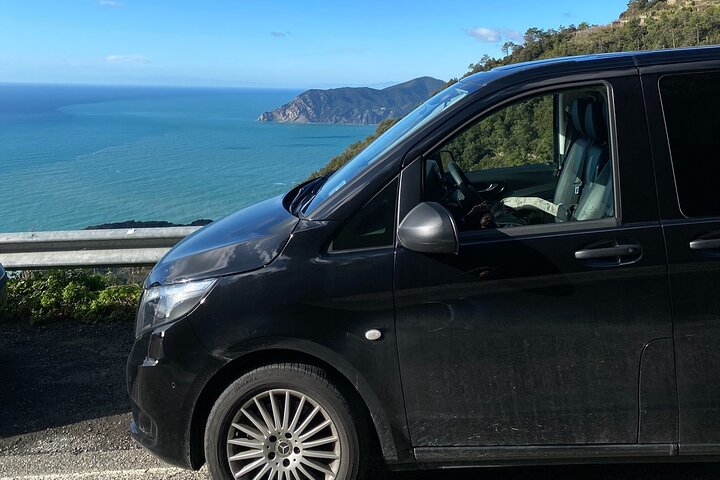 Cinque Terre PrivateTour by van from Lucca, Pisa or LaSpezia Port