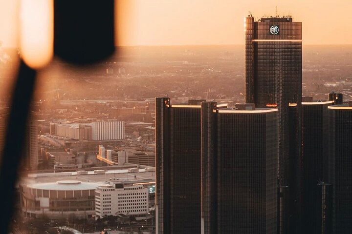 Private Downtown Detroit Helicopter Ride