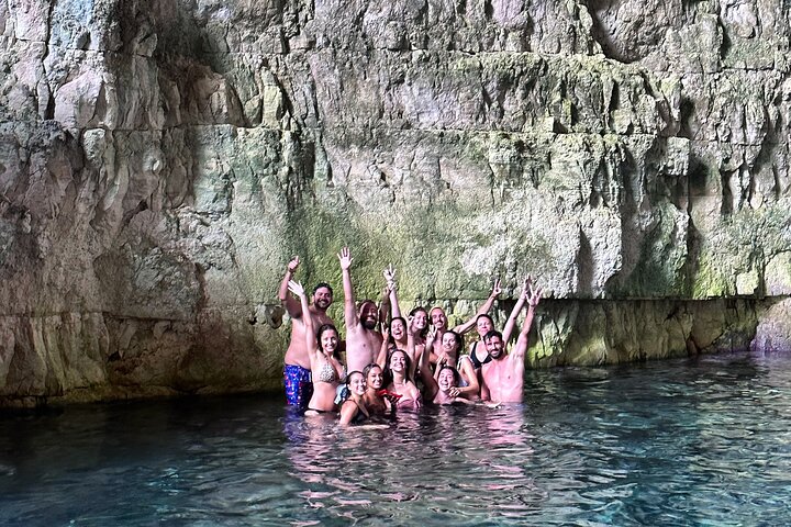 Vlore Private Boat Tour to Haxhi Ali Cave & Karaburun Beach