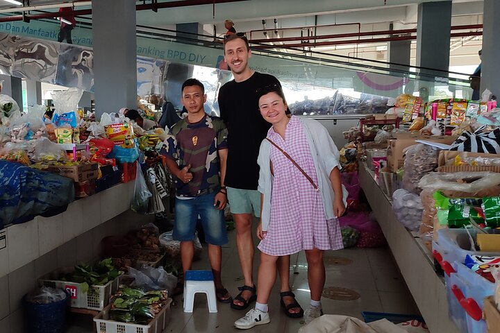 Yogyakarta Cooking Class and Market Tour