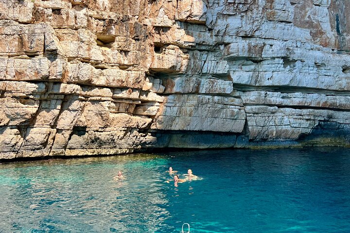 Blue Cave & Grama Bay Full Day Guided Boat Tour