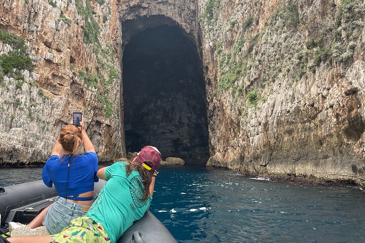 Vlore Private Boat Tour to Haxhi Ali Cave & Karaburun Beach