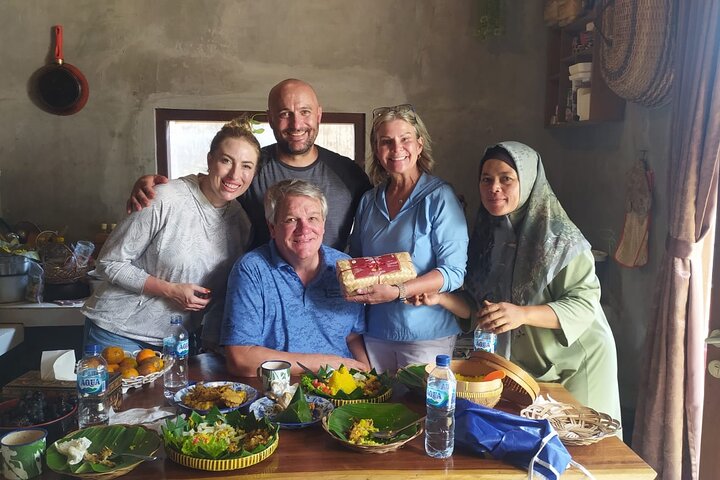 Yogyakarta Cooking Class and Market Tour