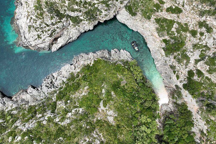 Blue Cave & Grama Bay Full Day Guided Boat Tour