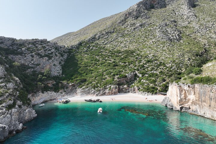Blue Cave & Grama Bay Full Day Guided Boat Tour