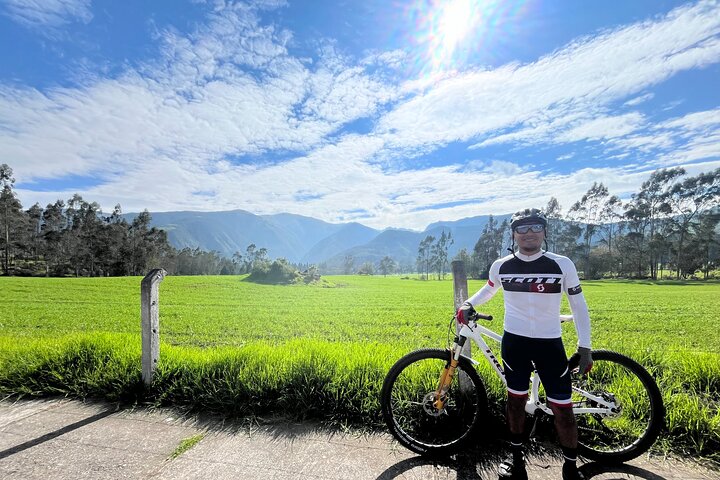 Otavalo and its surroundings by bike