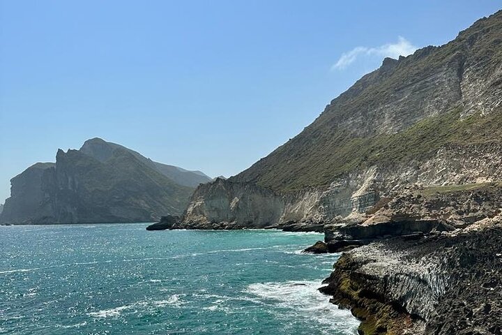 East and West Salalah – Full-Day Guided Combination Tour