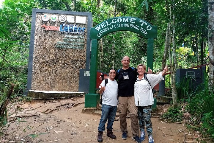 Medan - Bukit Lawang Fullday Tour