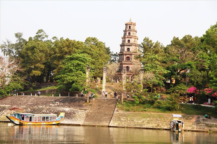 Hue: Custom Tour with Dragon Boat, Private Car & Motorbike